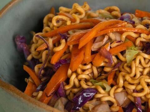 Yakisoba de Legumes – Ton Sushi, Vila Valqueire